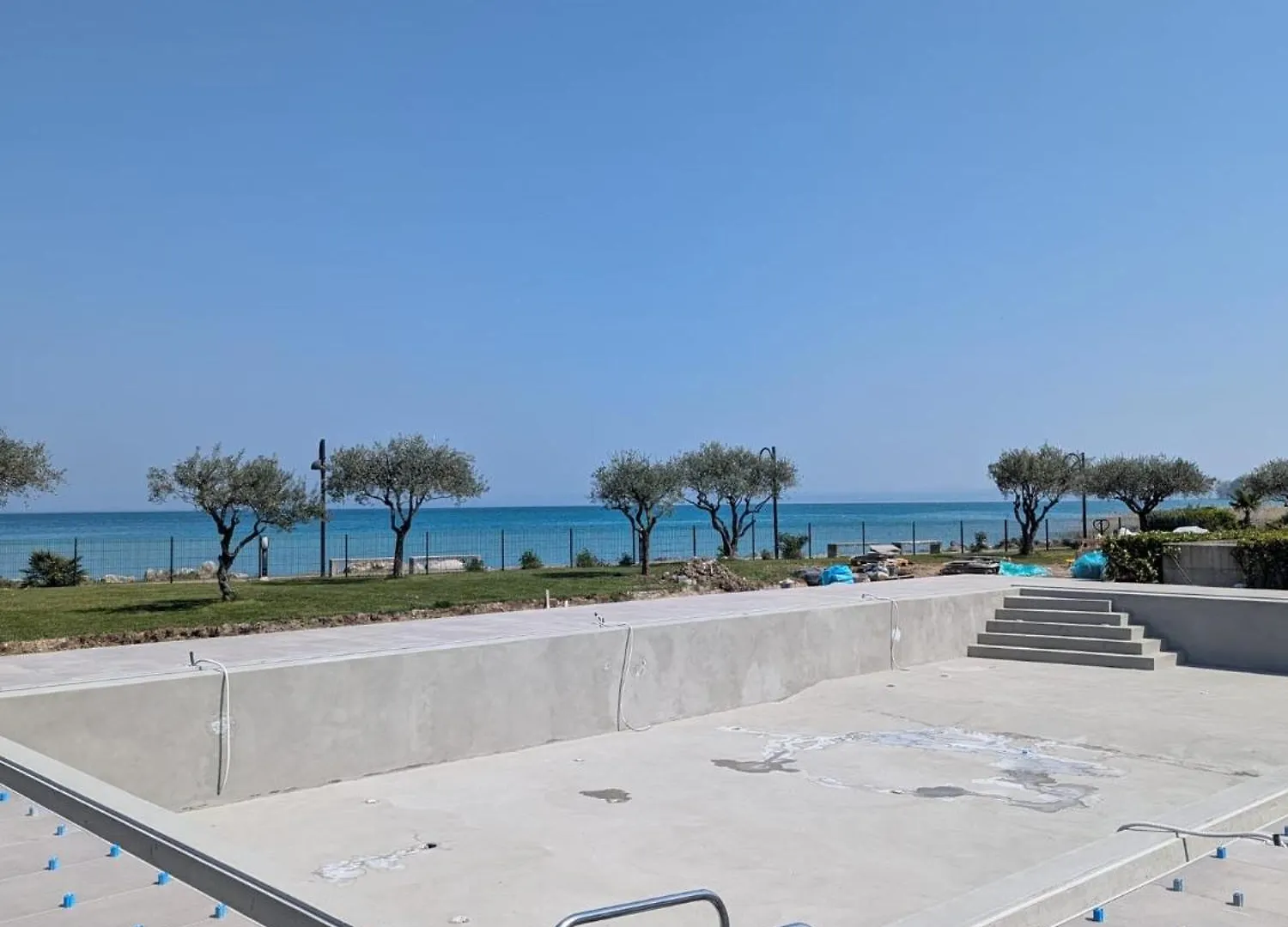 Vista - Lake & Pool Sirmione